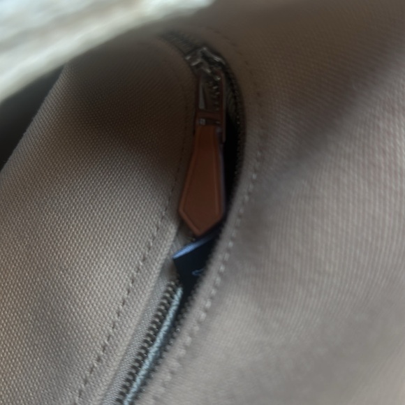 H toiletry bag - Picture 3 of 7